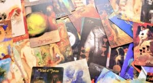 The Lonely Dreamer Tarot, troisi&egrave;me &eacute;dition : review d&rsquo;un magnifique deck hommage &agrave; Odilon Redon