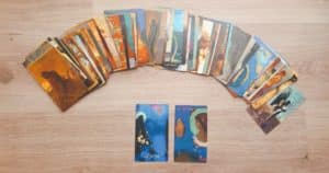 The Lonely Dreamer : &eacute;talage de cartes de tarot peintes