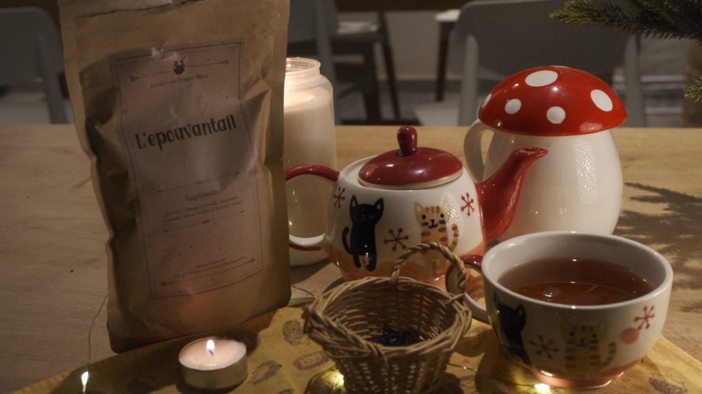 L&rsquo;&eacute;pouvantail de WhiteDragonWorkshop : nouveau th&eacute; d&rsquo;automne favori (review)